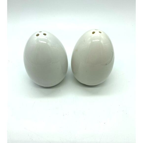 Vintage white and blue salt and pepper shaker‎ Japan - Picture 2 of 4